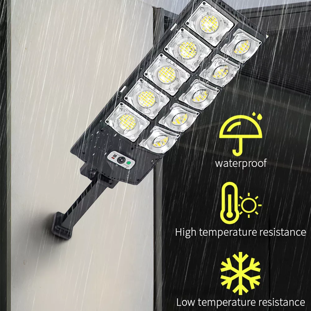 China Manufacturer 1000w Lithium Battery Solar Street Light with Human Detector And Remote Control